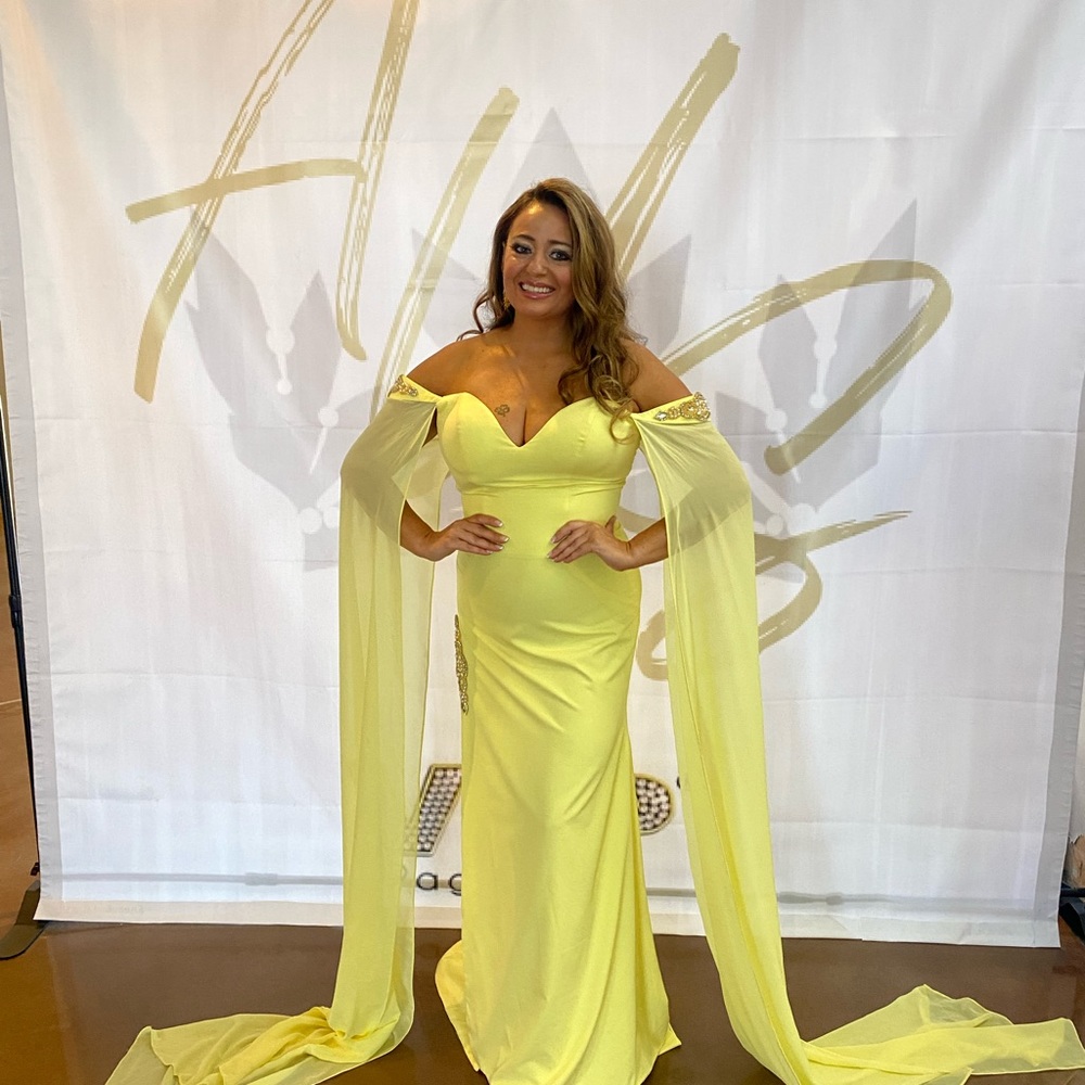 Size 8 evening gown worn for National Pageant.